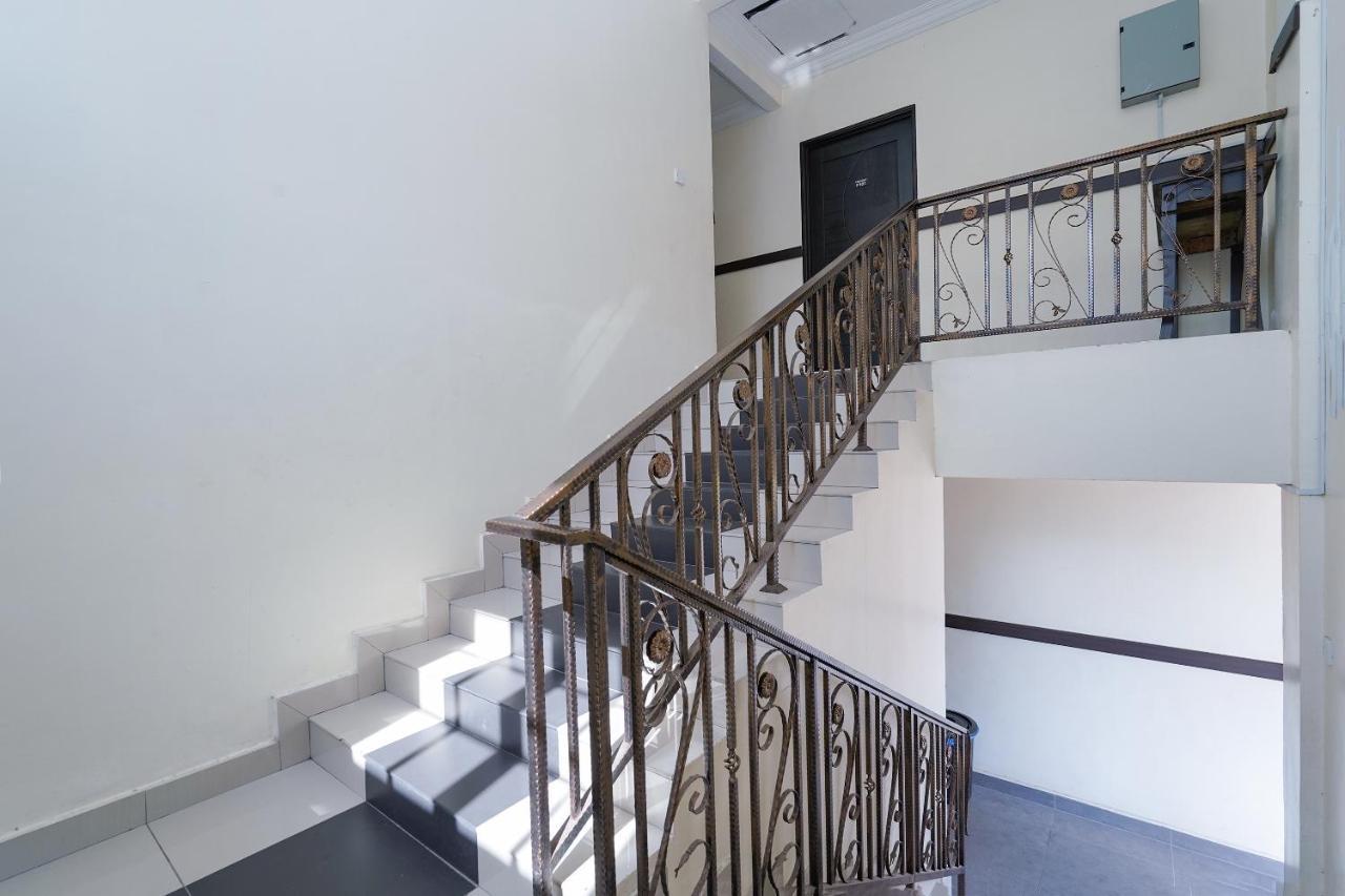 Oyo 90451 Bangi Moya Guesthouse Dış mekan fotoğraf