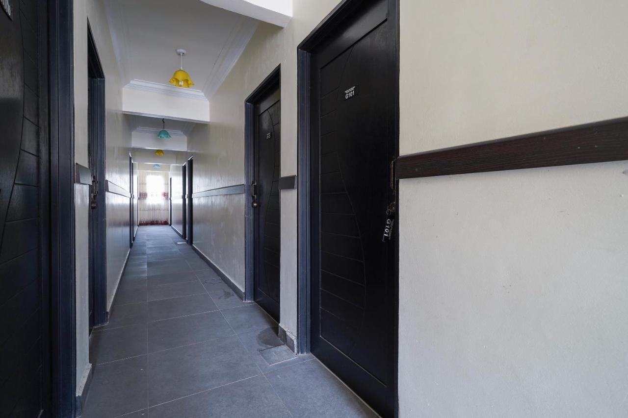 Oyo 90451 Bangi Moya Guesthouse Dış mekan fotoğraf