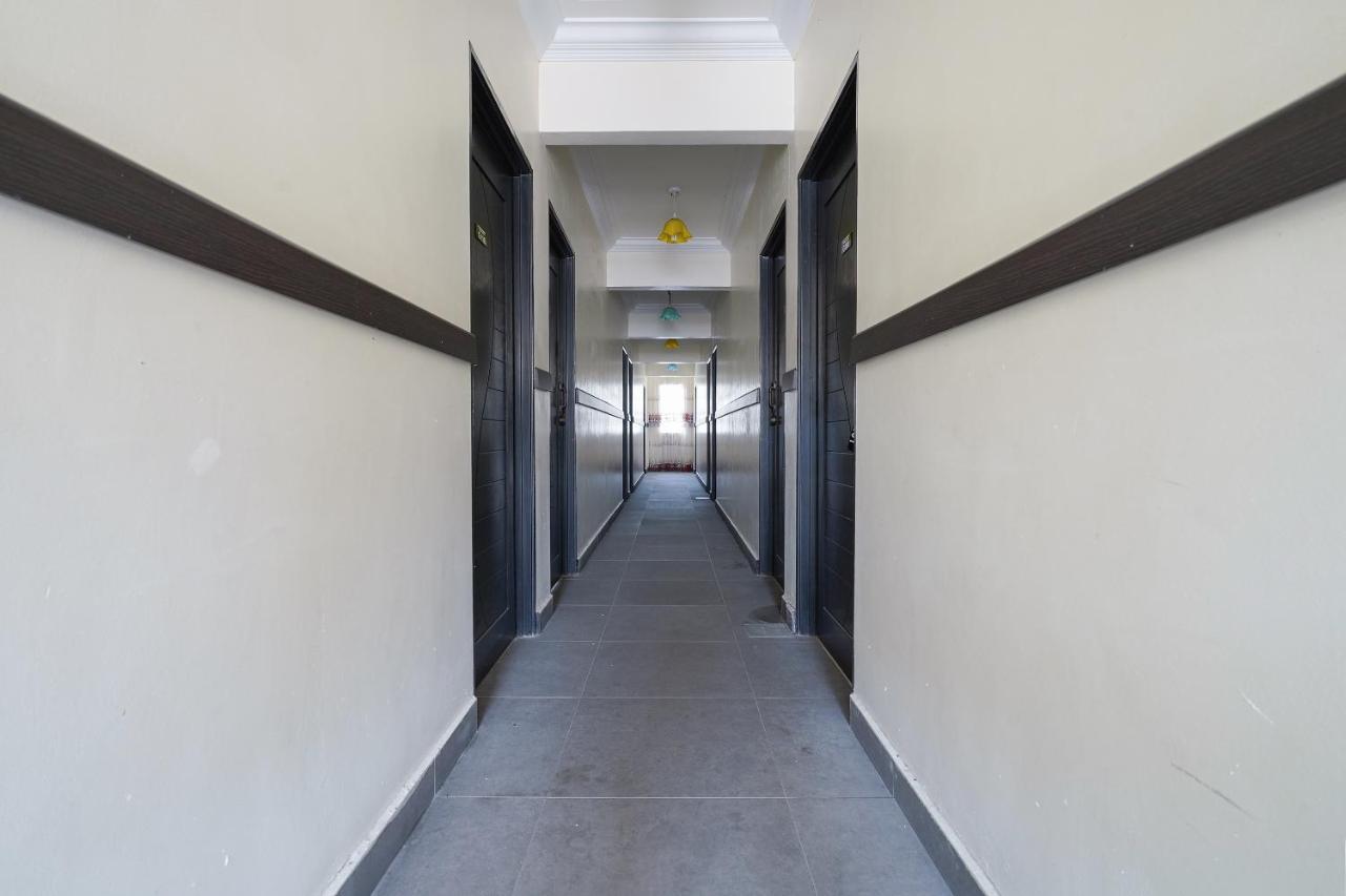 Oyo 90451 Bangi Moya Guesthouse Dış mekan fotoğraf