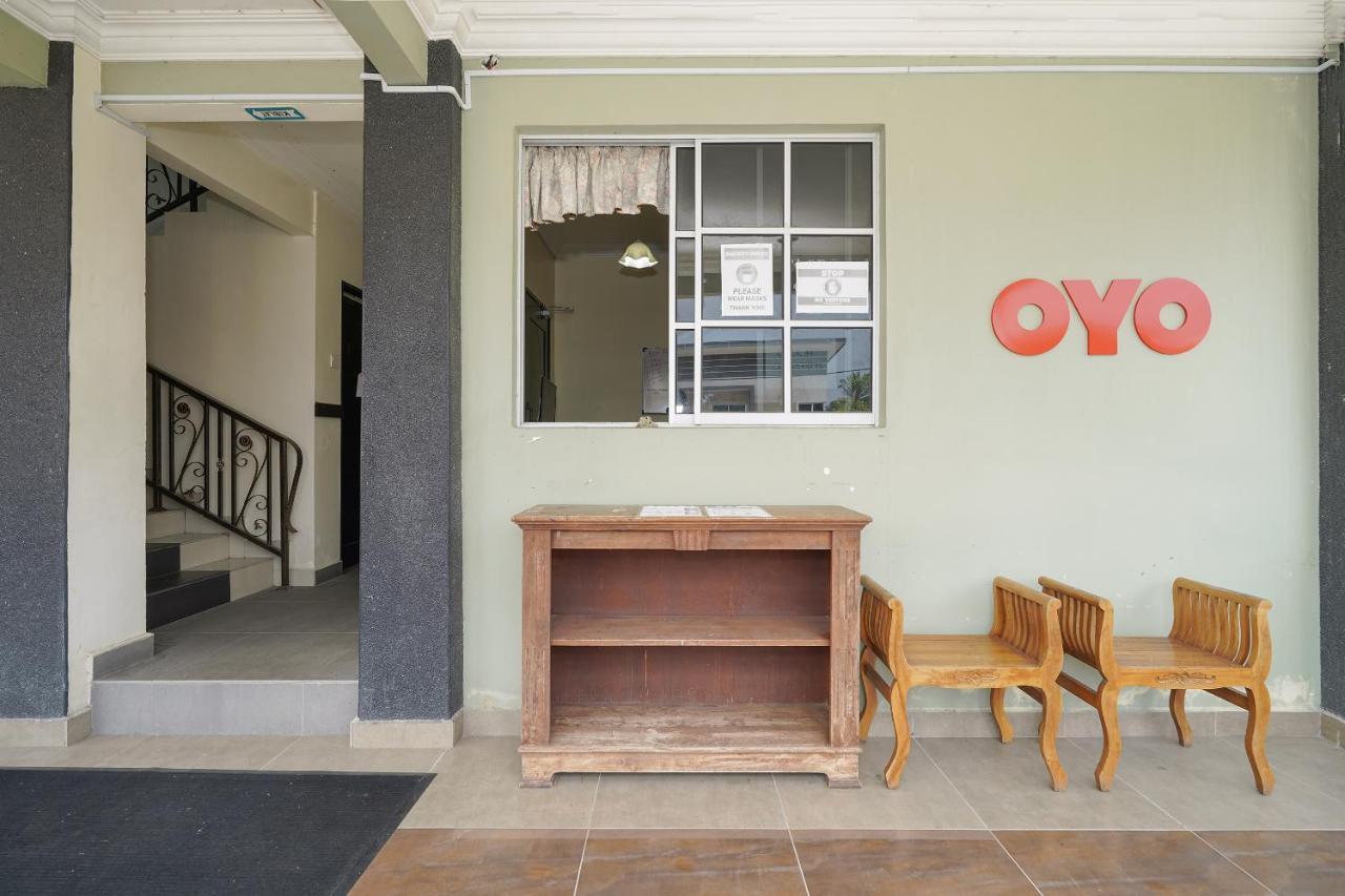 Oyo 90451 Bangi Moya Guesthouse Dış mekan fotoğraf