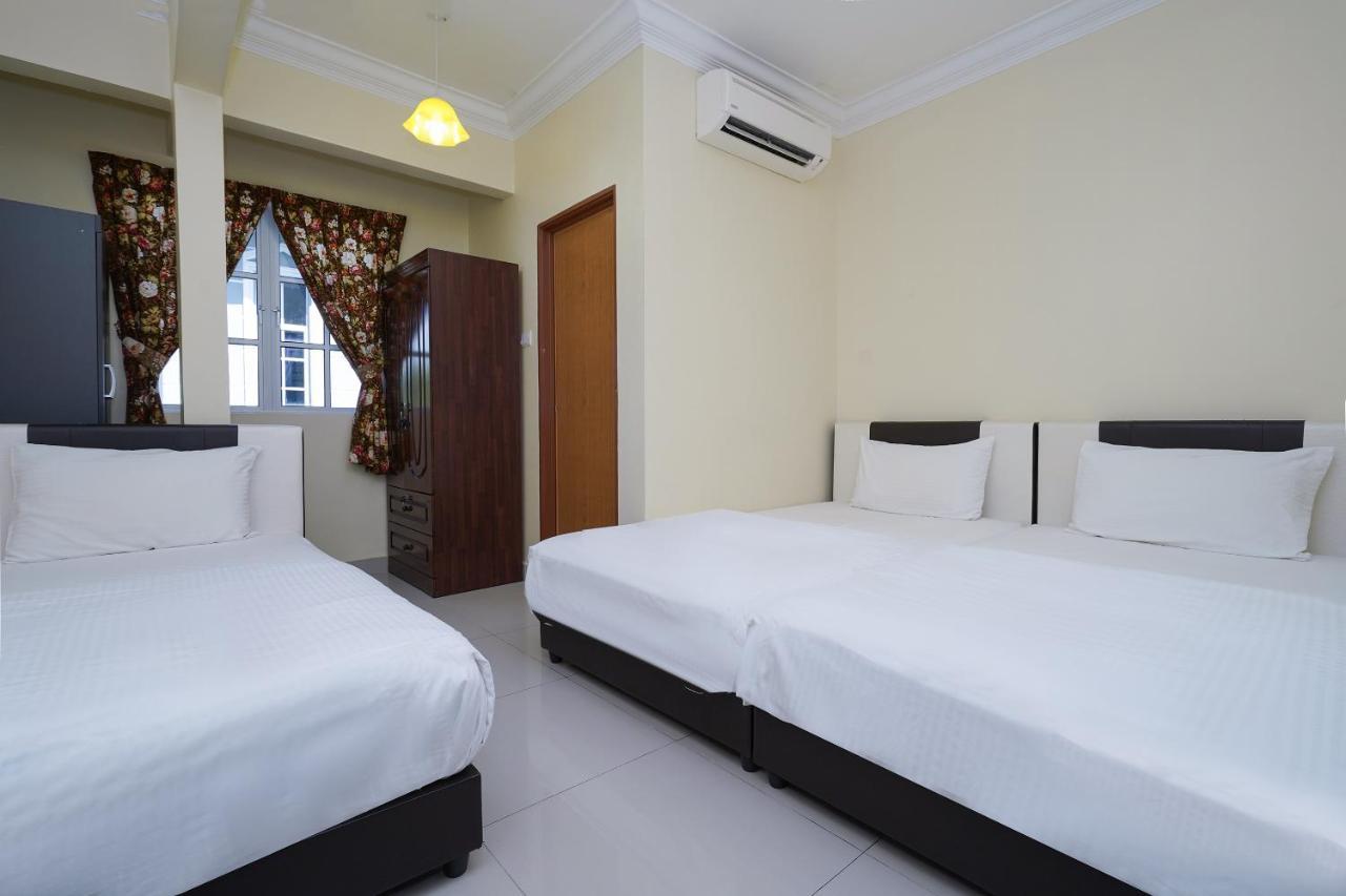 Oyo 90451 Bangi Moya Guesthouse Dış mekan fotoğraf