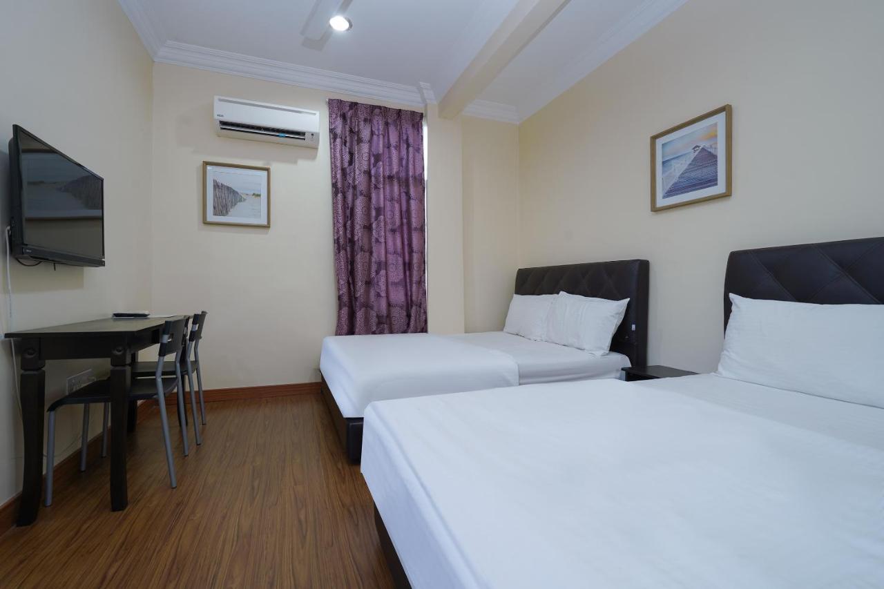 Oyo 90451 Bangi Moya Guesthouse Dış mekan fotoğraf
