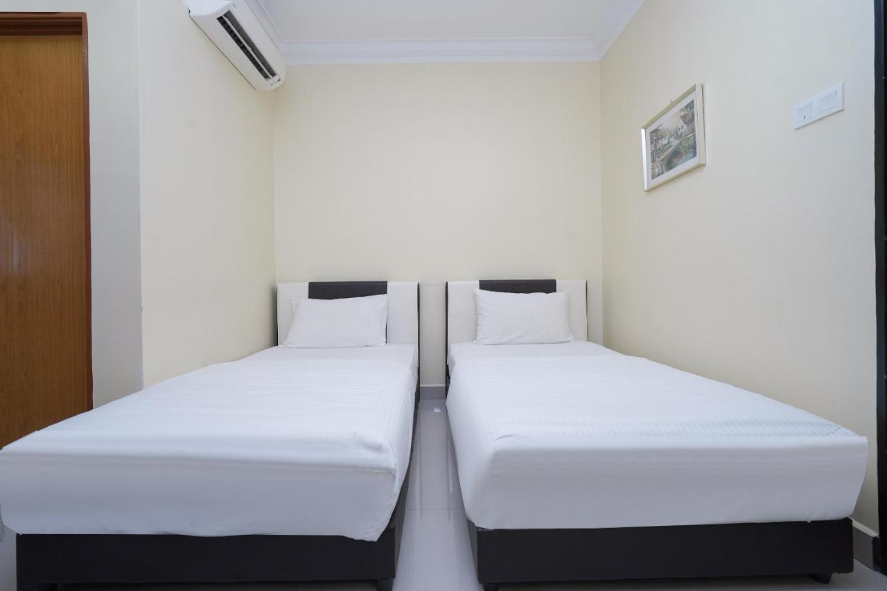 Oyo 90451 Bangi Moya Guesthouse Dış mekan fotoğraf
